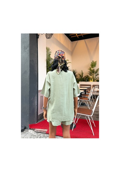 Nido Moda Kadın Cepli Oversize Gömlek Ve Beli Bağcıklı Şort İkili Takım Yeşil