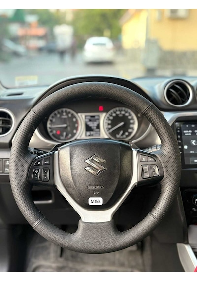 Suzuki Vitara  Kaplama Deri Direksiyon Kılıfı Siyah