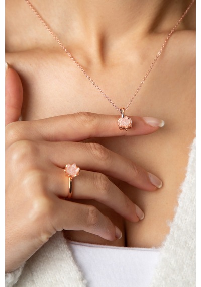 Kadın Rose Kaplama Beyaz Taşlı Lotus Çiçeği Kolye Yüzük  Set Rose Gold