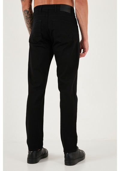 Buratti Streç Pamuklu Comfort Fit Yüksek Bel Boru Paça Jeans Erkek Kot Pantolon 4412C01Texas Siyah Buratti Streç Pamuklu Comfort Fit Yüksek Bel Boru Paça Jeans Erkek Kot Pantolon 4412C01Texas Siyah