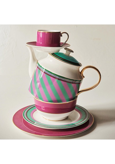 Pembe Porselen Yemek Tabağı 28 Cm