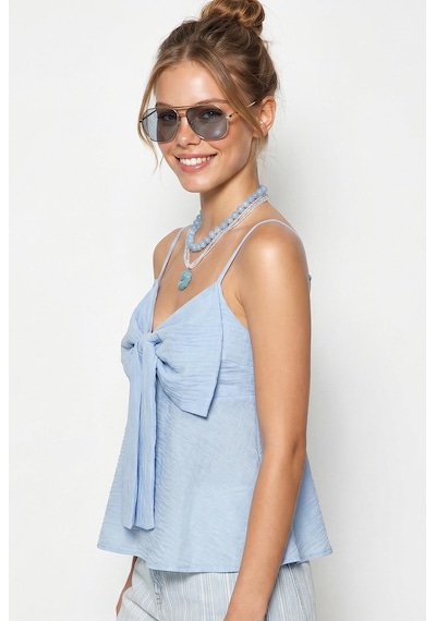 Shade Kadın V Yaka Fiyonk Detaylı İnce Askılı Sırtı Gipe Detaylı Bluz 20194 60286267 - Bebe Mavisi Shade Kadın V Yaka Fiyonk Detaylı İnce Askılı Sırtı Gipe Detaylı Bluz 20194 60286267 - Bebe Mavisi