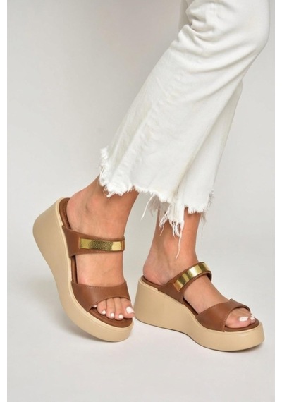 Fox Shoes Y973518509 Taba Kalın Tabanlı Kadın Terlik