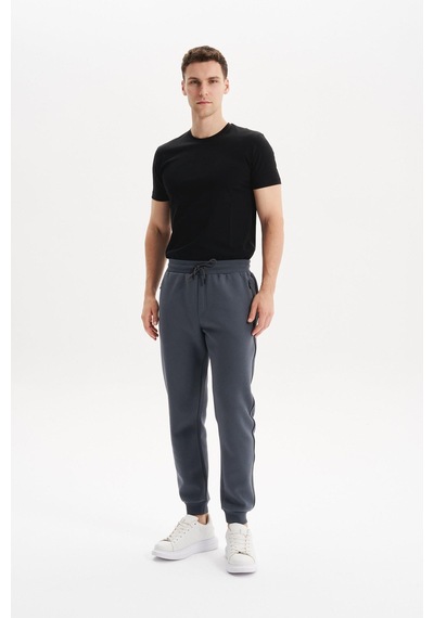 Ar-ma Erkek Örme 3 İplik Kumaş Dar Paça Eşofman Altı Regular Fit Lastikli Bel %70 Pamuk %30 Polyester K30174681602 Gri-g3 gri Ar-ma Erkek Örme 3 İplik Kumaş Dar Paça Eşofman Altı Regular Fit Lastikli Bel %70 Pamuk %30 Polyester K30174681602 Gri-g3 gri