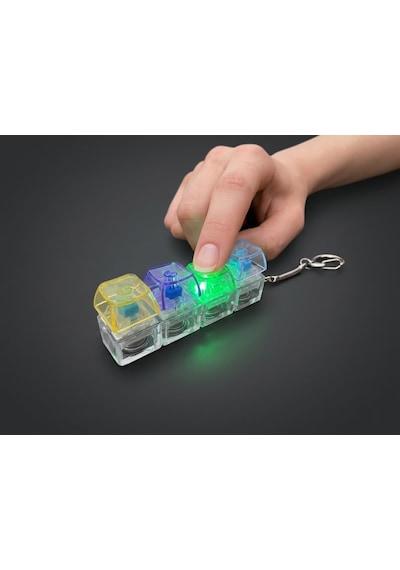Dörtlü Mekanik Switch Deneyici Anahtarlık - Şeffaf Renkli Tuş Başlıklı Işıklı Aksesuar - Taşınabilir Mekanik Klavye Temalı Fidget Ve Stres Giderici