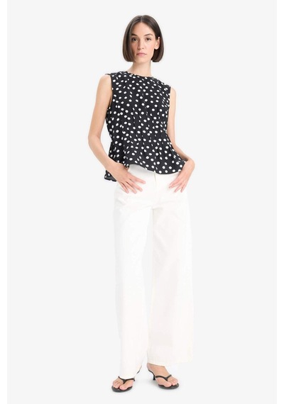 Defacto Slim Fit Dar Kesim Bisiklet Yaka Puantiyeli Kolsuz Bluz F9383ax25smbk27 Siyah