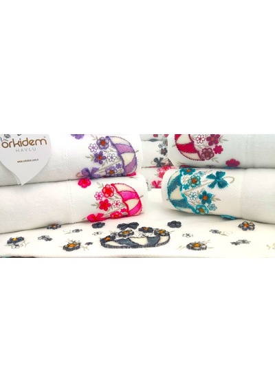 6.lı Set Annem 50x90 Cm. Özel Tafting Nakışlı Kadife Doku Çeyizlik Lüks Havlu Seti Beyaz Beyazşemsiye Beyaz