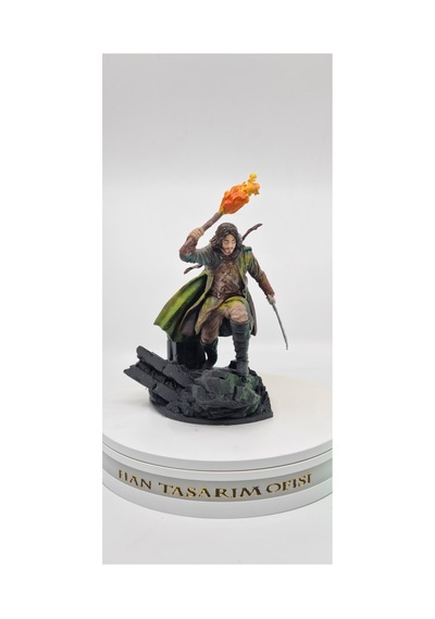 Aragorn Ölüler Yolunda 22 Cm Yüzüklerin Efendisi Lort Diorama Figür