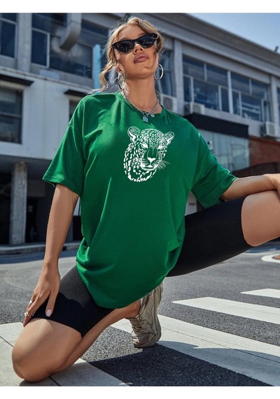 Flood Of Style Kadın Yeşil Leopar Figür Baskılı Oversize T-shirt