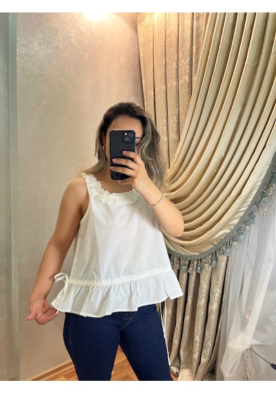İlayla Beyaz Yaka Fırfır Detaylı Beli Bağcık Detaylı Bluz