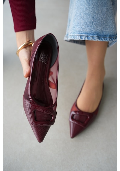 Selin Shoes Carla Sivri Burun Tül Detaylı Toka Aksesuarlı Kadın Babet- Bordo