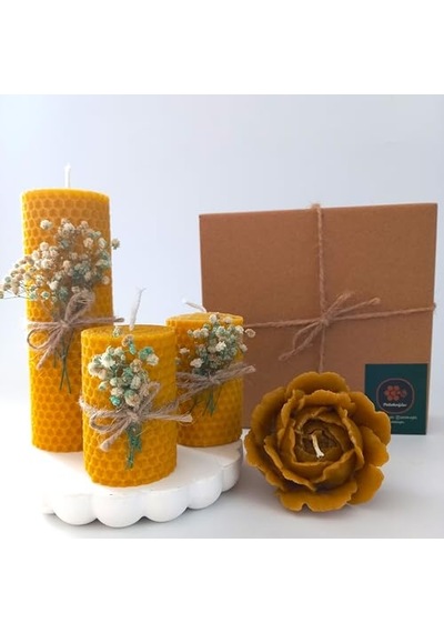 Petekoğlu Balmumu Mum Dekoratif Hediye Kutusu 4 Lü Set Doğal Petek Beeswax Candle Açmış Gül Yeşil Krem Süslemeli Açmış Gül Enerji Sınıfı A 000 Açık Krem