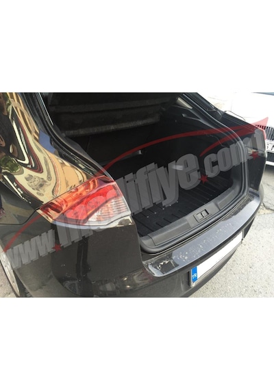2010 Renault Laguna 3 Bagaj Havuzu Araca Özel 3D Badela Marka