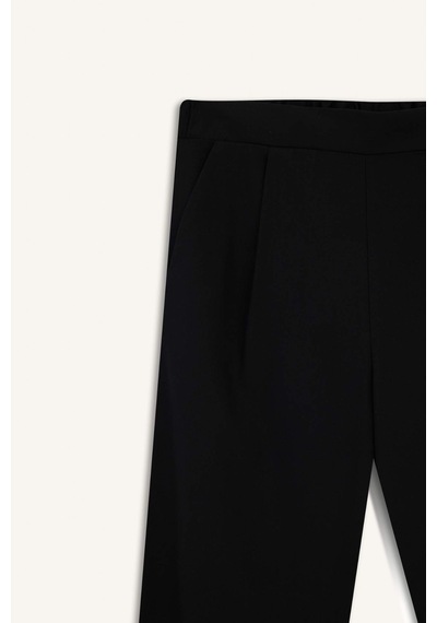Defacto Regular Fit Cep Detaylı Geniş Paça Pantolon F5413ax25aubk81 Siyah Defacto Regular Fit Cep Detaylı Geniş Paça Pantolon F5413ax25aubk81 Siyah