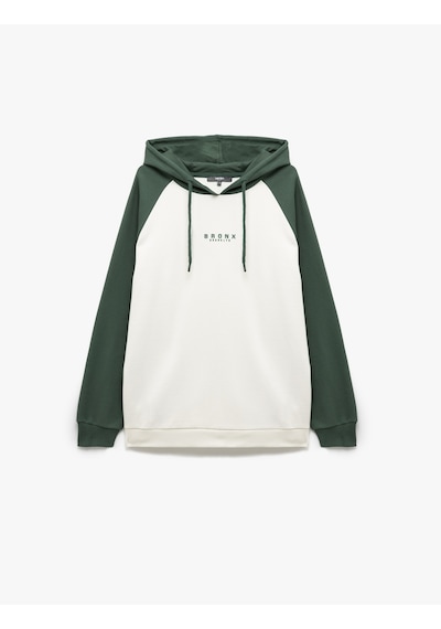 Koton Uzun Kollu Renk Kontrastlı Baskılı Kapşonlu Sweatshirt Yeşil 5sam70037mk Yeşil