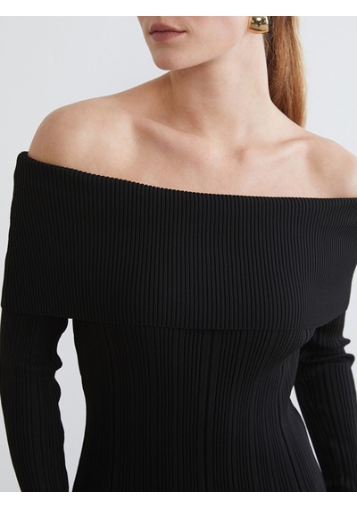 Lcw Comfort Siyah Kayık Yaka Triko Elbise