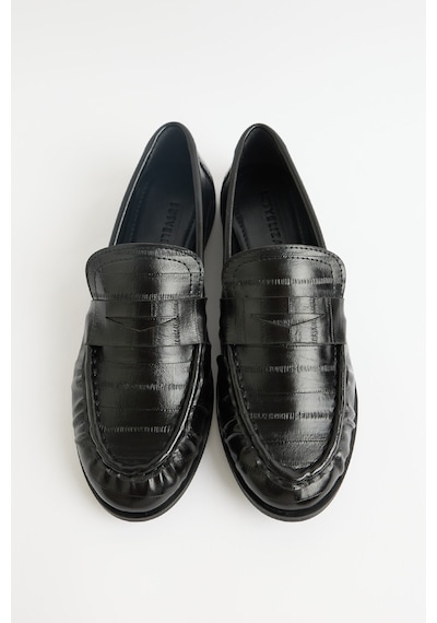 Lutvelizade Loafer 2517 Klasik Deri Görünümlü Oval Burun Siyah Su Yolu Kadın Loafer