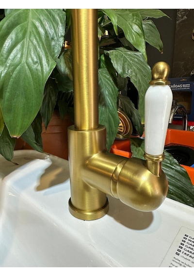 İsaoğlu Yapı Mat Gold Spiralli Musluk Ve Gider Seti Mat Altın Tazzik Ve Basınç Ayarlı Armatür Gold