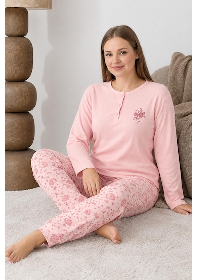 Boyraz Lindros Kadın Düğme Yaka Raporlu İnterlok Kışlık Battal Pijama Takımı 0330 - 1 Adet Pembe Boyraz Lindros Kadın Düğme Yaka Raporlu İnterlok Kışlık Battal Pijama Takımı 0330 - 1 Adet Pembe