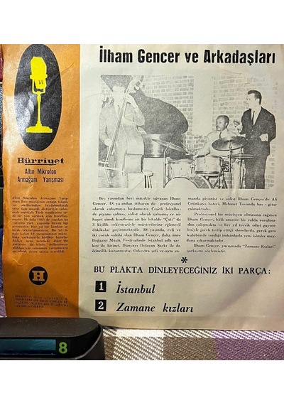 İlham Gencer İstanbul / Zamane Kızları 45'lik Plak - Hürriyet Altın Mikrofon 1965