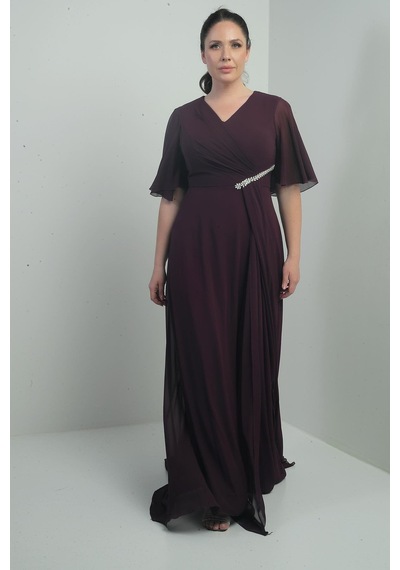 By Saygı Kadın V Yaka Beli Taşlı Drapeli Astarlı Büyük Beden Uzun Şifon Elbise-40853 Mürdüm By Saygı Kadın V Yaka Beli Taşlı Drapeli Astarlı Büyük Beden Uzun Şifon Elbise-40853 Mürdüm
