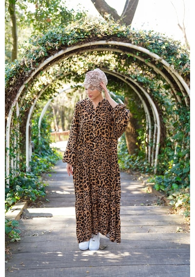 Polologin Butik Leopar Desenli Uzun Spor Tesettür Elbise Kahverengi