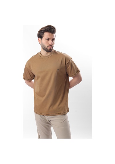 Madmext Kapuçino Nakış Detaylı Erkek T-shirt E7112 Kapuçino