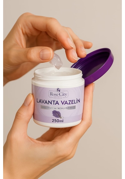 Rose City Lavanta Besleyici Ve Nemlendirici Vazelin 250 ML