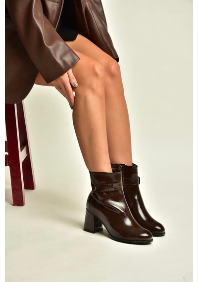 Fox Shoes Z260549660 Kahverengi Rustik Kalın Topuklu Kadın Bot