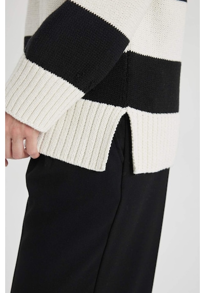 DeFacto Regular Fit Polo Yaka Çizgili Triko Kazak Tunik B8370AX24SPER133 Ekru