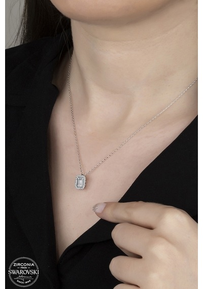Union Swarovski Zirconia Kadın Octagon Gümüş Kolye (550094997)