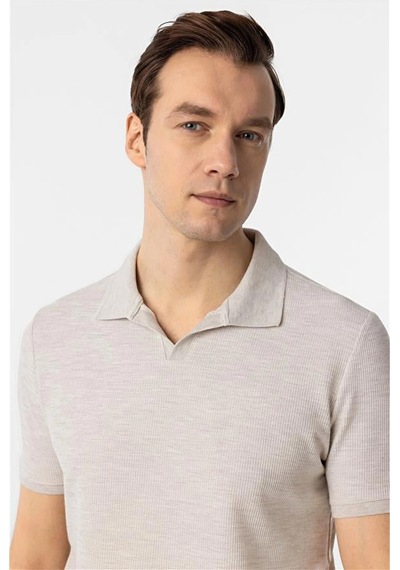 Süvari Regular Waffle Kumaş V Patlı Polo Yaka Nefes Alabilen T-shirt Bej