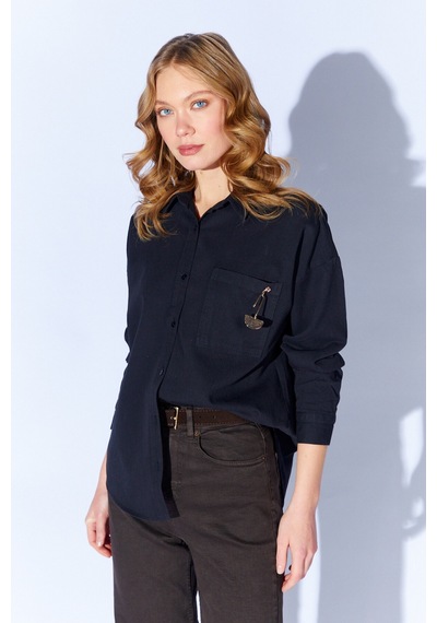 Manche Siyah Broş Detaylı Oversize Tek Cepli Gabardin Gömlek Mkw168174-01