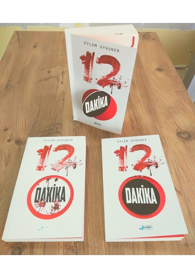 12 Dakika - Eylem Uyguner - Harika Kitap