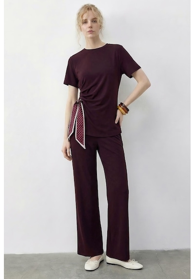 Shade Kadın Fularlı Bağlama Detaylı T-shirt Yüksek Bel Pantolon Alt-üst Takım 7630 60286041 - Bordo Shade Kadın Fularlı Bağlama Detaylı T-shirt Yüksek Bel Pantolon Alt-üst Takım 7630 60286041 - Bordo