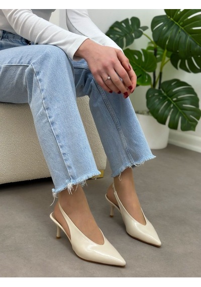 Ervanın Butiği Bej Parlak Deri Larry Lastik Detay Kadın Stiletto-6079 Bej Cilt