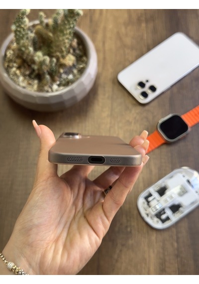 Apple iPhone 16 Uyumlu Süper İnce Mat Ultra Thin Silikon Kılıf Çöl