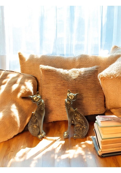 13 Cm-18 Cm Ebatlarda Kırılmaz Polyester2li Sarı Renk Kedi Biblo