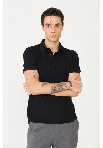 Siyah Polo Yaka T-shirt Siyah