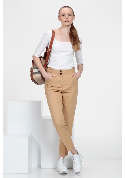 Metal Aksesuarlı Pantolon Camel