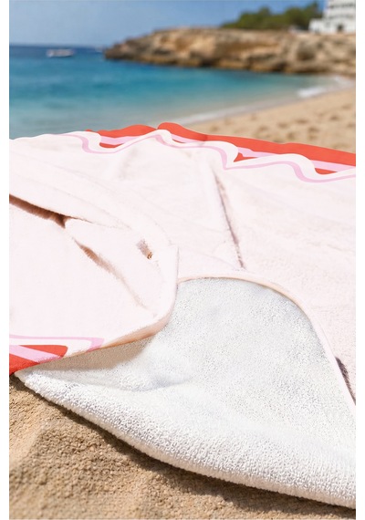 Çizgili Dalga Motifli Pembe Kırmızı Plaj Havlusu - Modern Şeker Tonlu Hızlı Kuruyan Mikrofiber Havlu Çok Renkli