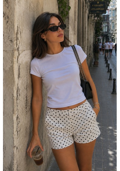 Seeh Beyaz Puantiyeli Mini Şort Sh386