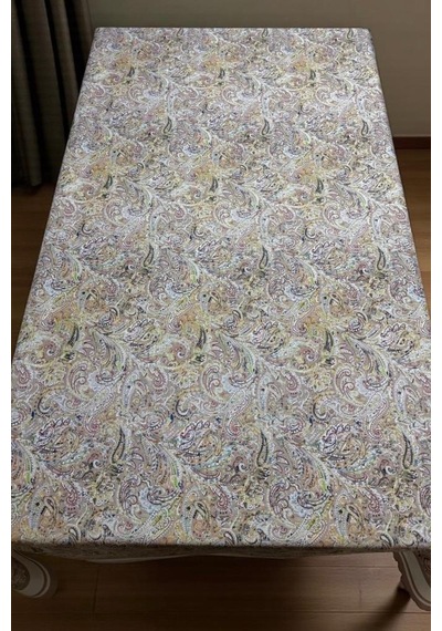 Nevra Dertsiz Masa Örtüsü 120x150 Cm Kahve