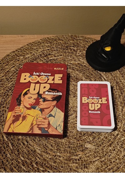 Booze Up İçki Oyunu Romantik - Kese Hediyeli 50 Kart Çiftler İçin Eğlenceli Kart Oyunu