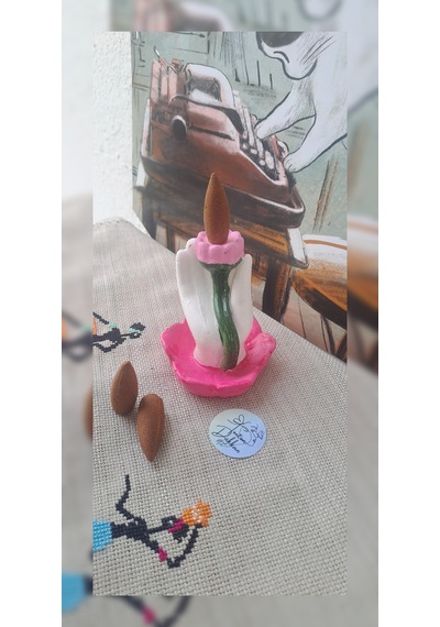 Buda Eli Mudra Figürlü El Yapımı Beyaz Konik Ve Çubuk Tütsülük Dekoratif Obje