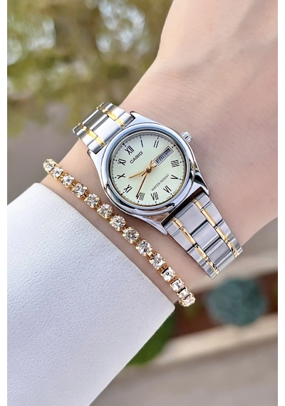 Casio Csgnct143 Kadın Kol Saati Gümüş