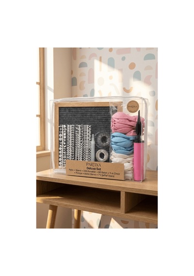Gender Reveal Cinsiyet Partisi Süsleme Deluxe Set Kız Mı Erkek Mi Koyu Gri Keçe Yazı Panosu Standlı Pompa Balon Zincirli 7 Li Şeffaf Balon Standlı Tüm Yaşlar
