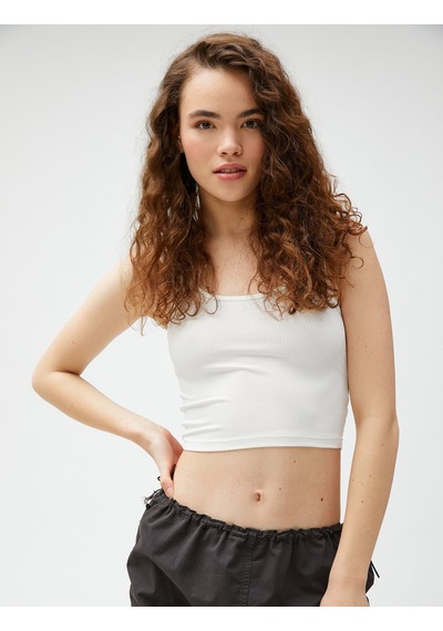Koton Crop Fitilli Atlet Basic U Yaka Ekru 3sal30064ık 3SAL30064IK010