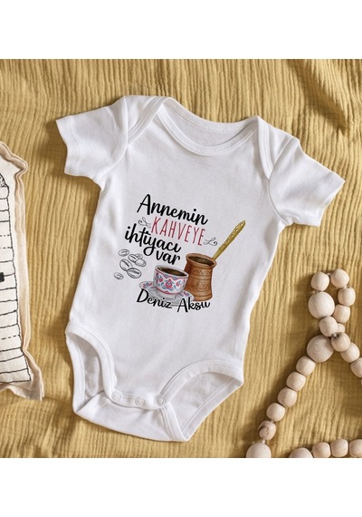 Bk Gift Bk Kids İsimli Annemin Kahveye İhtiyacı Var Tasarımlı Bebek Body Zıbın - Model 1 9-12 Ay Sarı