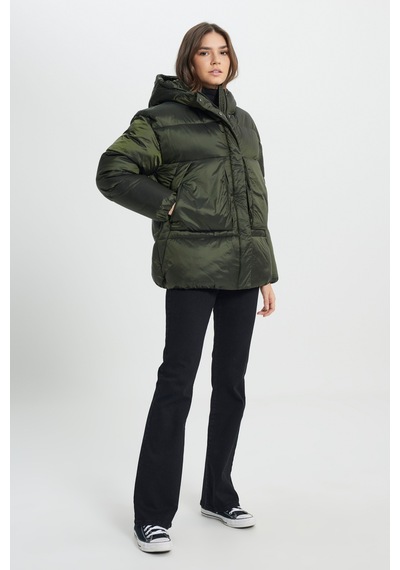Wrangler Loose Fit Rahat Kesim Kapüşonlu Haki Şişme Mont W242638801 Haki